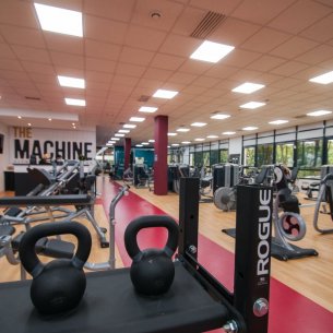 THE MACHINE FITNESS CLUB