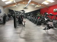 URBAN FIT CENTER - Photo 1