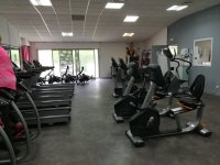 MOVING - Photo 3