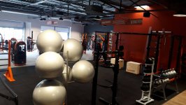 BASIC FIT - Photo 5