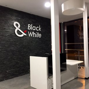 BLACK & WHITE LE SPORT ENSEMBLE