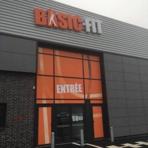 BASIC FIT