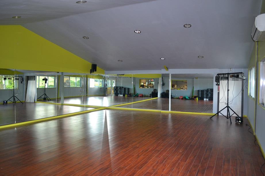 NEW GYM STE LUCE 9 QuartIer les Côteaux NEW GYM STE LUCE 9 QuartIer les Côteaux