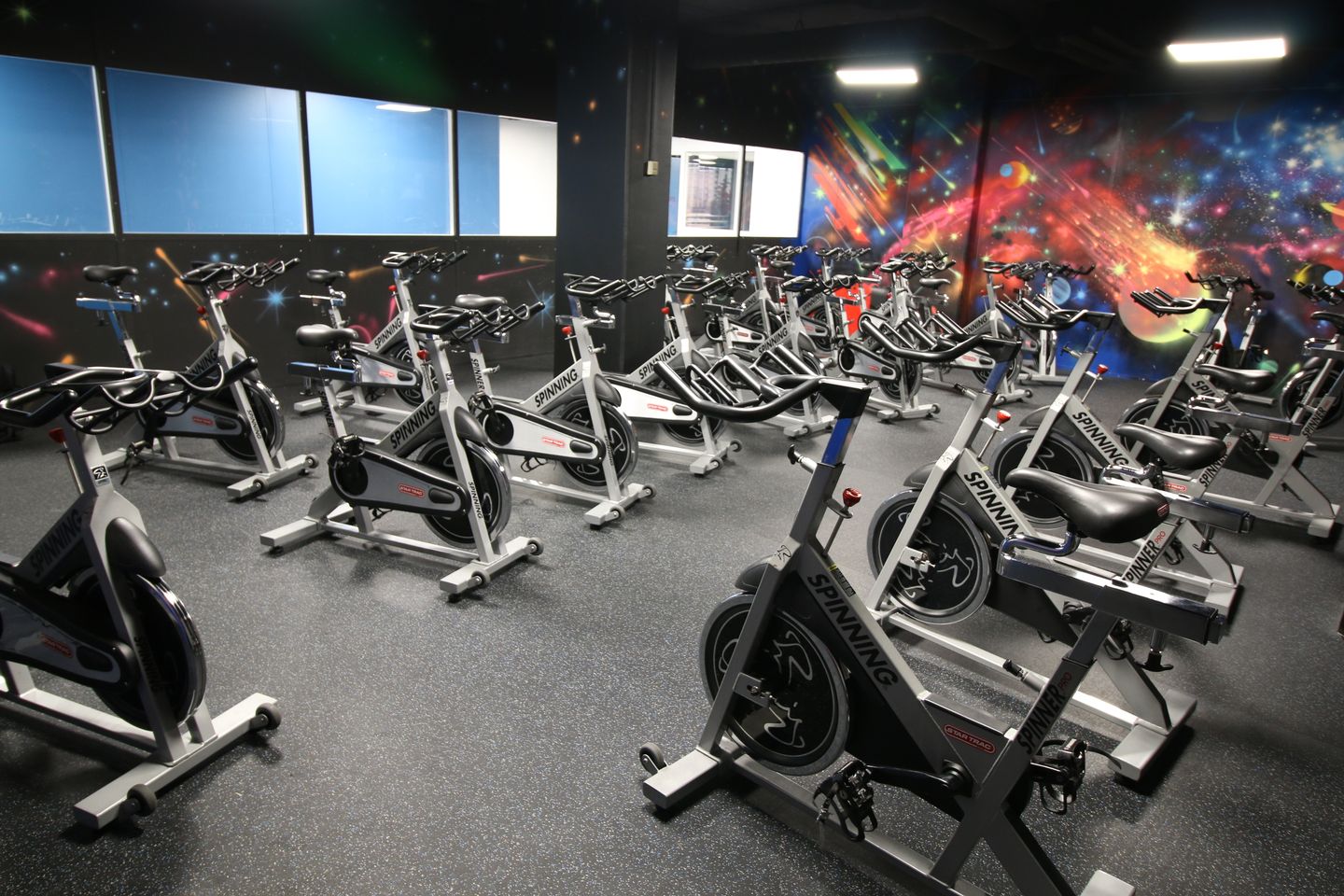 FIRE FITNESS RosnysousBois 112 Avenue du Général de Gaulle