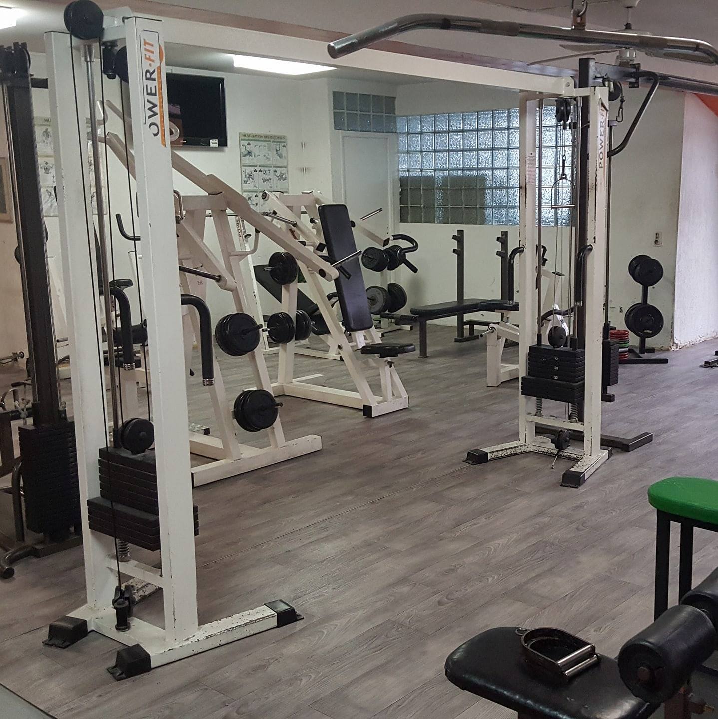 WARM UP STUDIO - Marseille