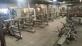 BASIC FIT - Photo 8