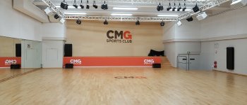 CMG SPORTS CLUB - Photo 2