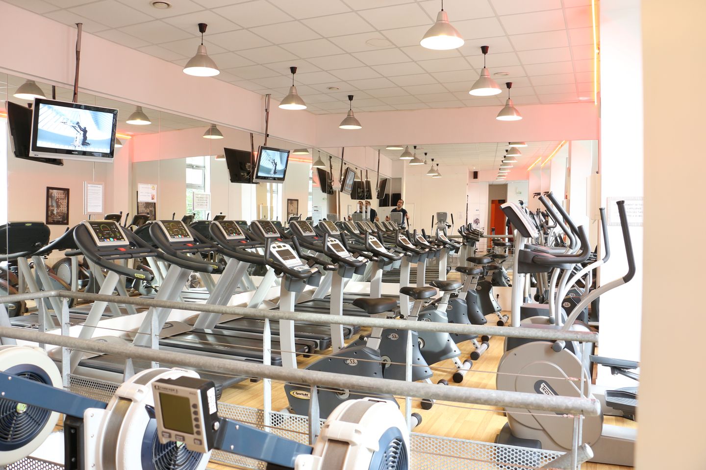 HEALTH CITY BoulogneBillancourt 18 Rue de la Saussière HEALTH CITY BoulogneBillancourt 18 Rue de la Saussière