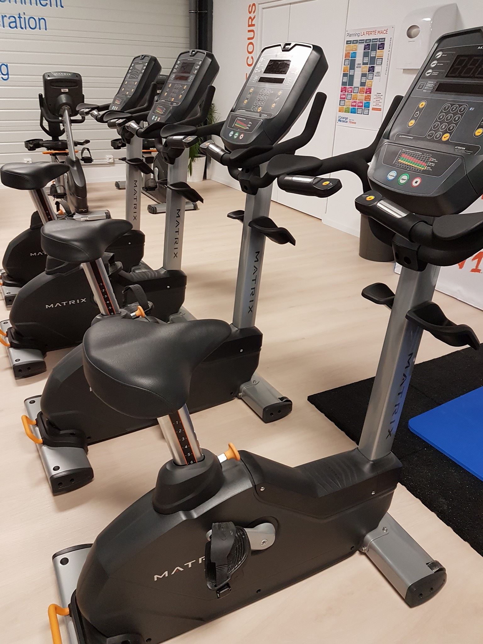 L'ORANGE BLEUE La FertéMacé ZI du Parc