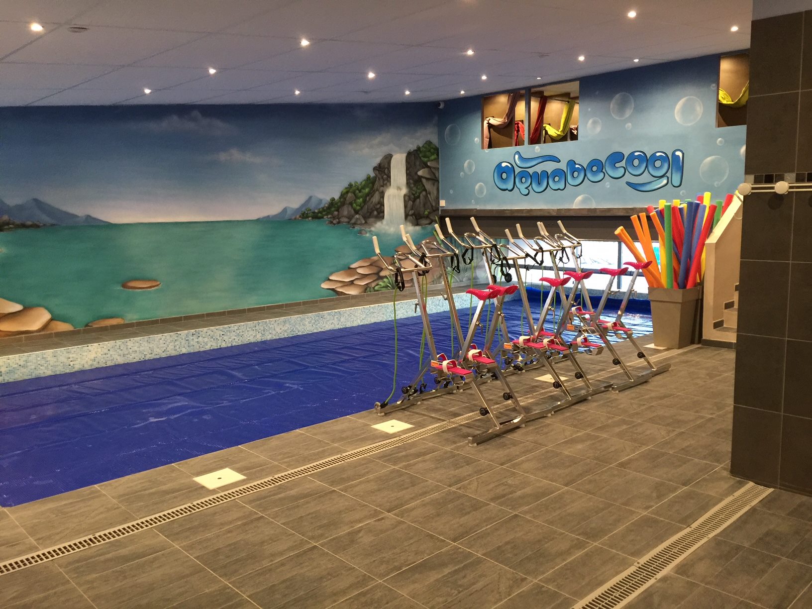 AQUABECOOL SaintMaximinlaSainteBaume 464 Avenue des Cinq Ponts